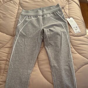 ALO Yoga High Waist Heart Throb Light Gray Leggings